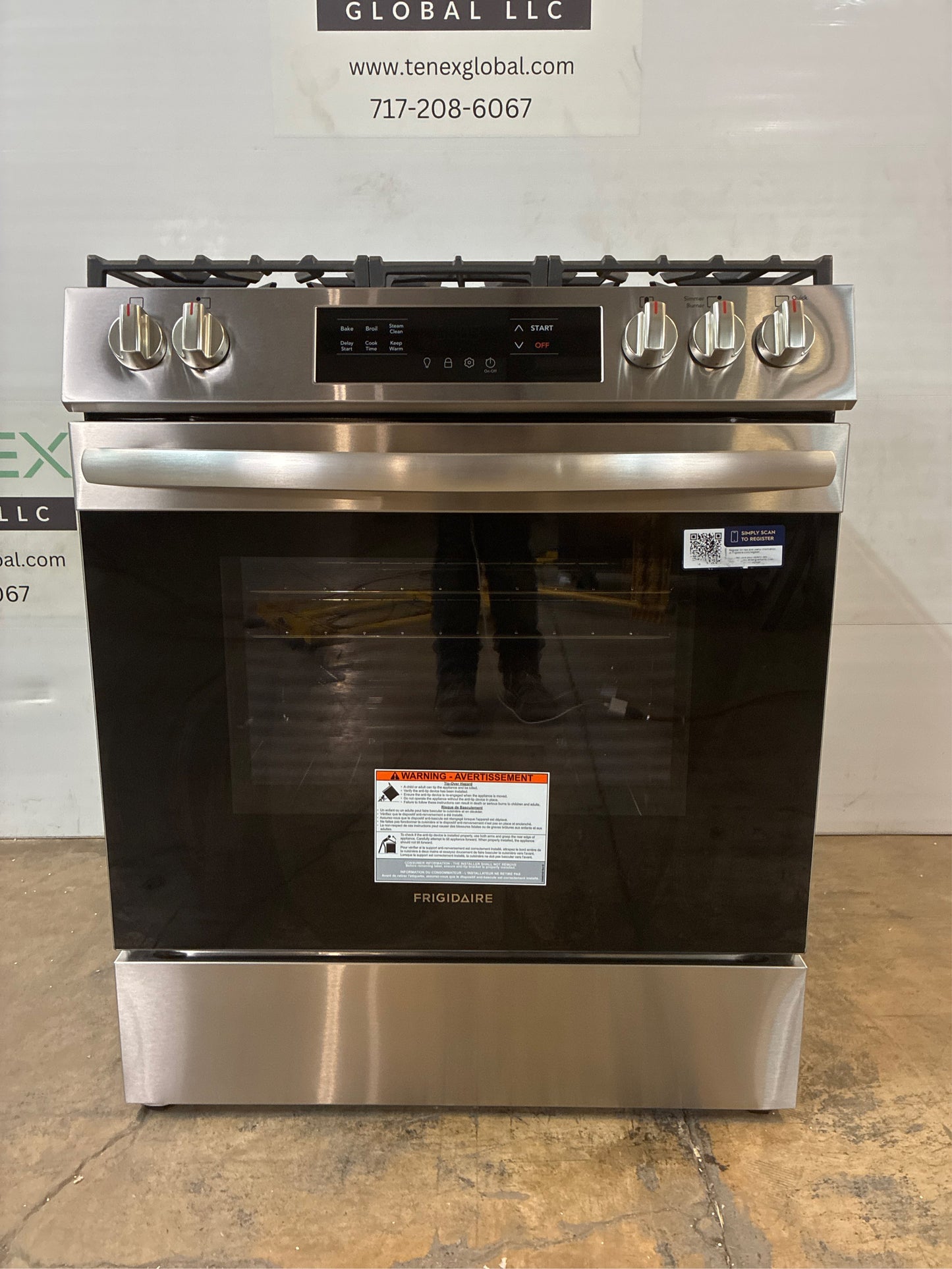 Frigidaire 30-in Gas Range with Steam Clean