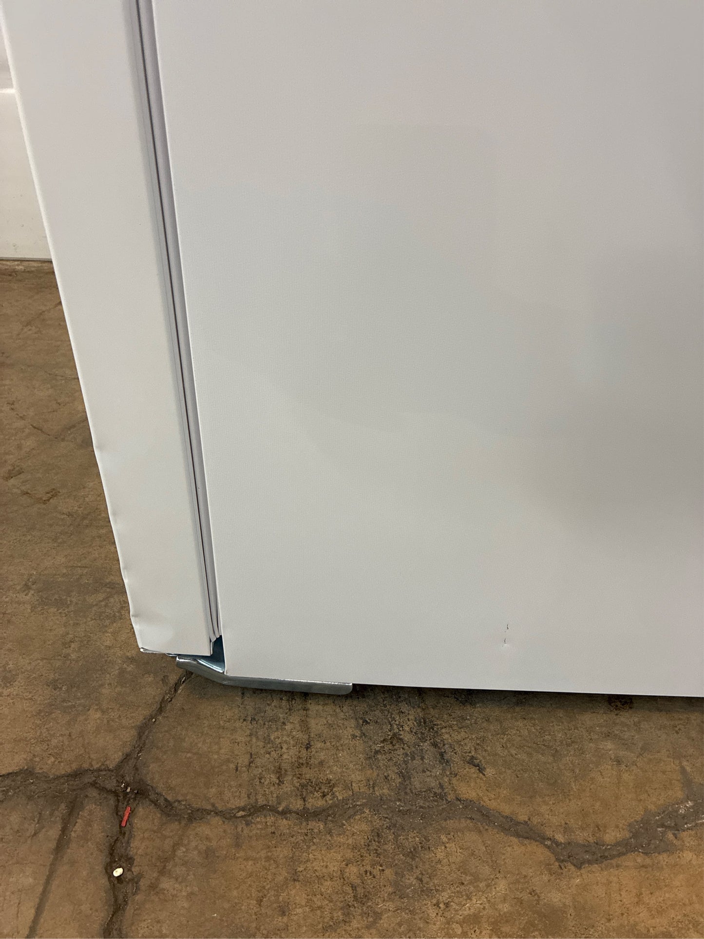 27.8 in. 13 cu. ft. Upright Freezer
