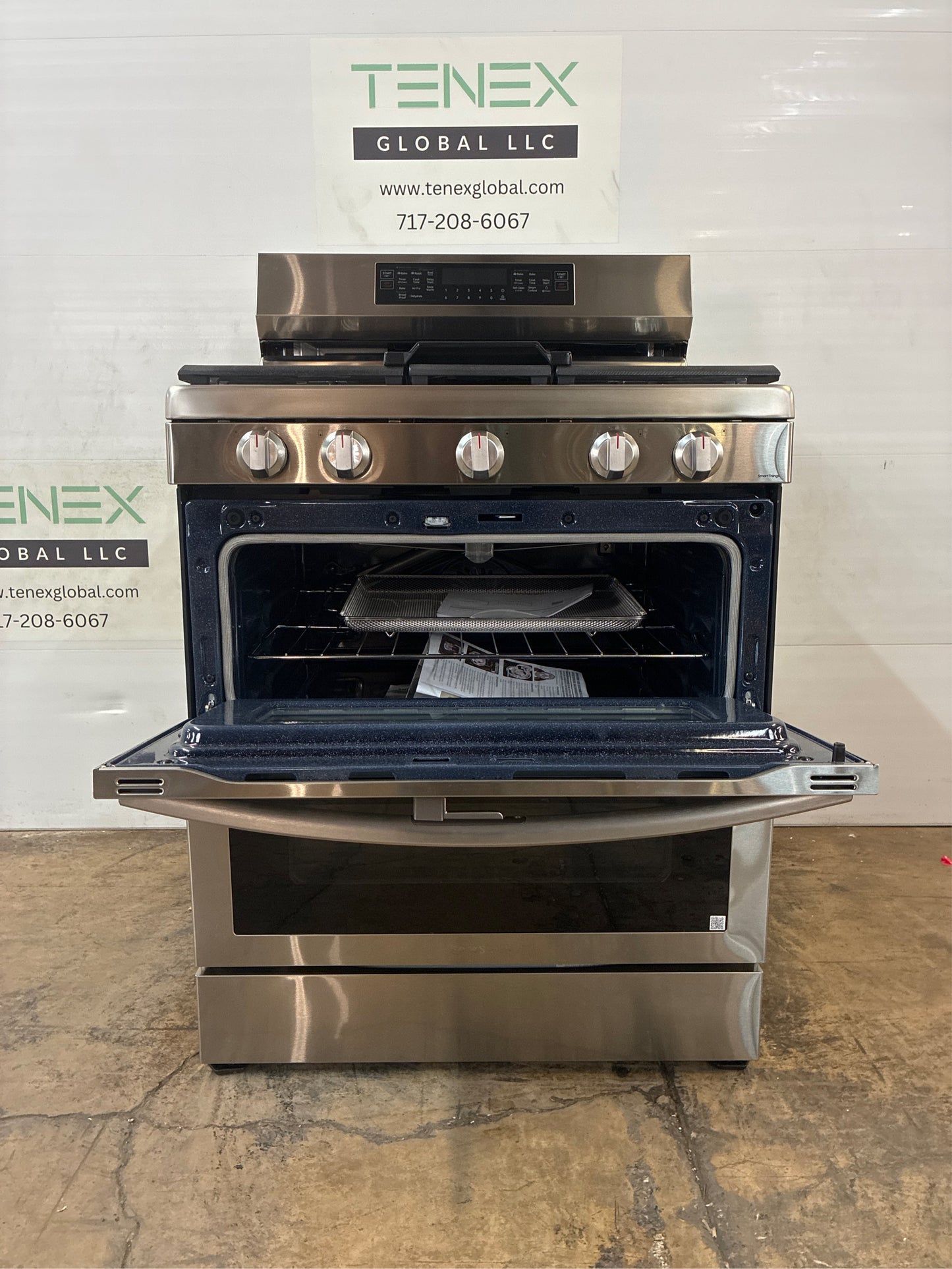 Samsung 6 cu ft 30" Gas Range with Air Fry