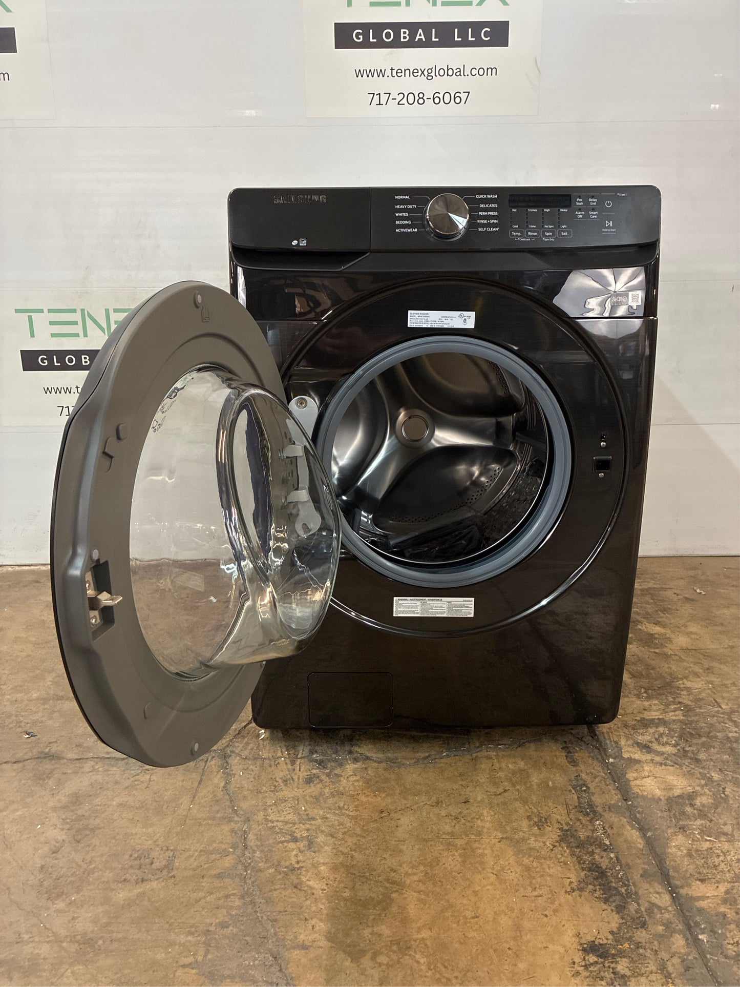 Samsung 4.5 cu. ft. Front-Load Washer, Brushed Black