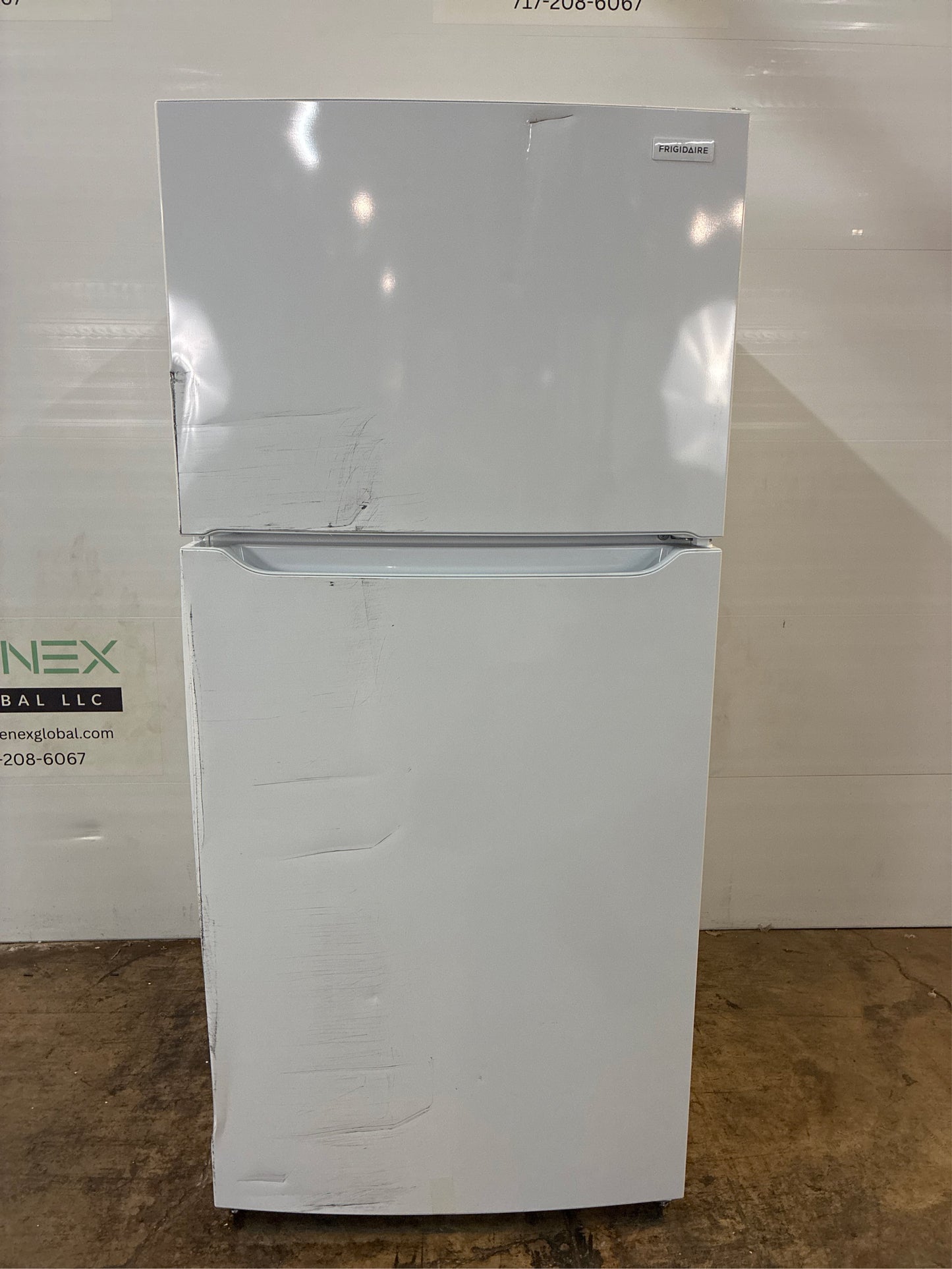 Frigidaire 29.6 in. 20 cu. ft. Top Freezer Fridge, White