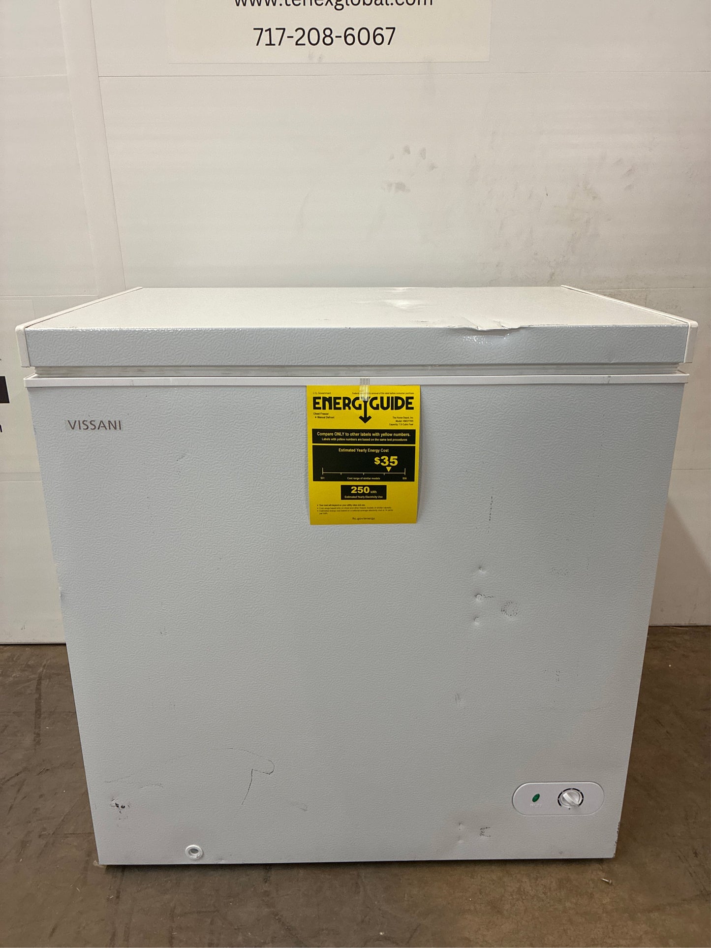 Vissani 7.0 cu ft Chest Freezer w LED White