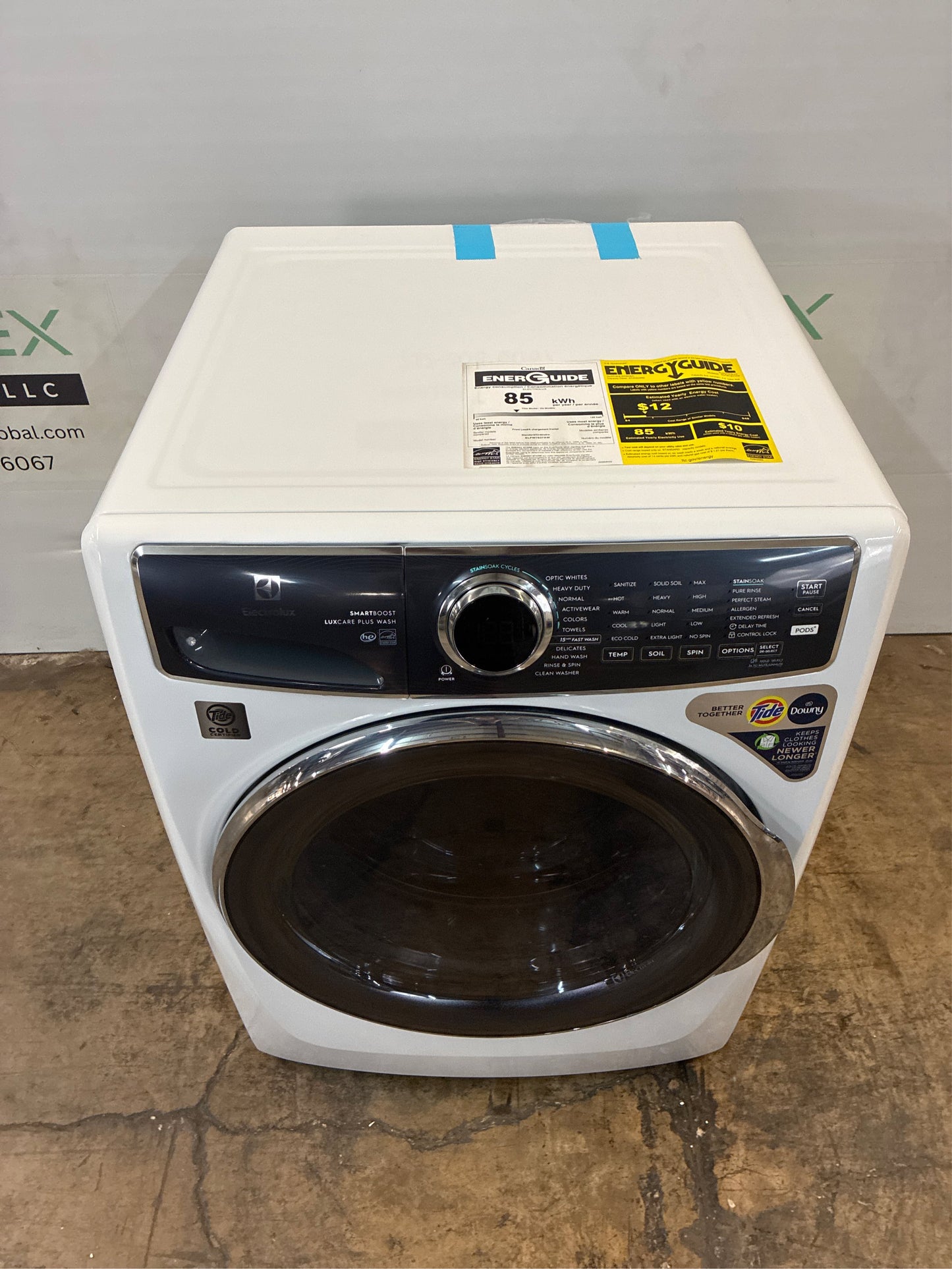 Electrolux 27 in. W 4.5 cu. ft. Front Load Washer, White