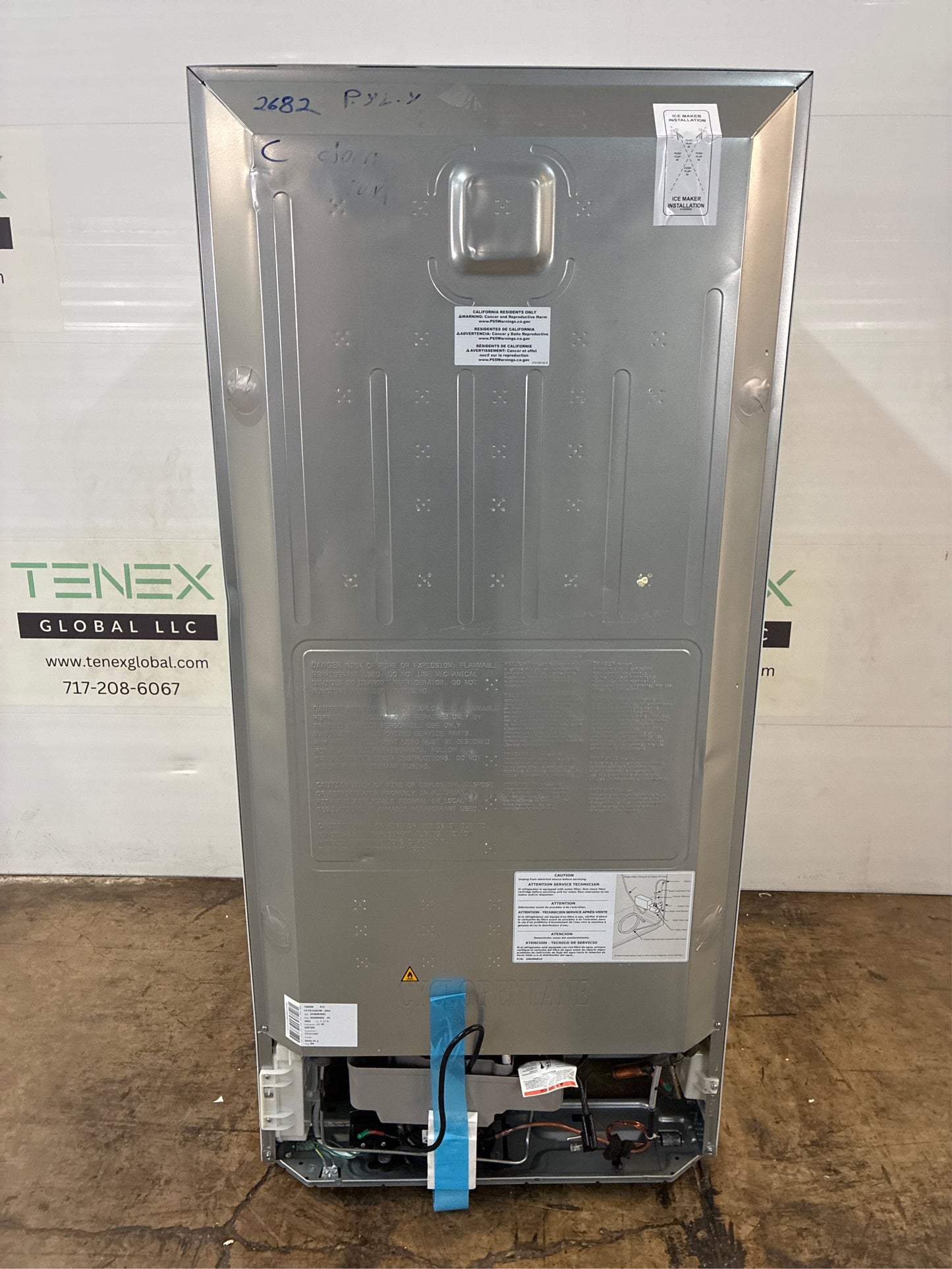 Frigidaire 27.6 in. 14 cu. ft. Top Freezer Refrigerator