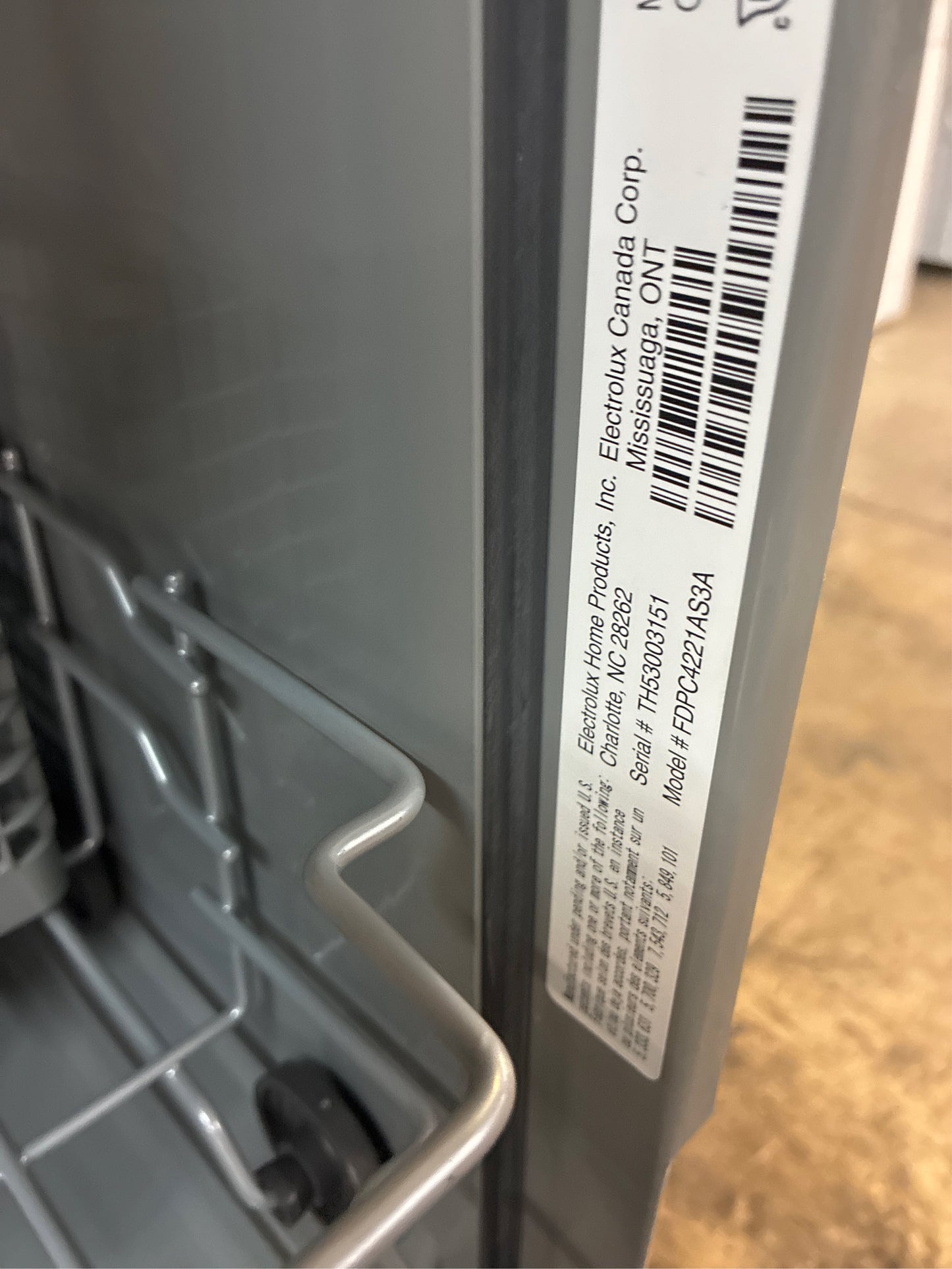 Frigidaire 24 in. Stainless Dishwasher, Tall Tub
