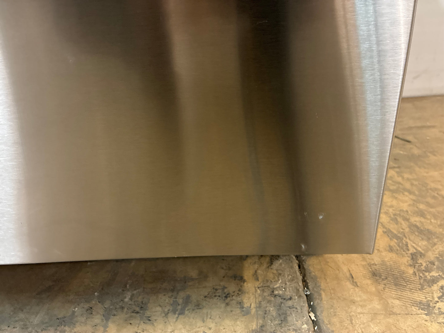 Samsung AutoRelease 24 Dishwasher SS