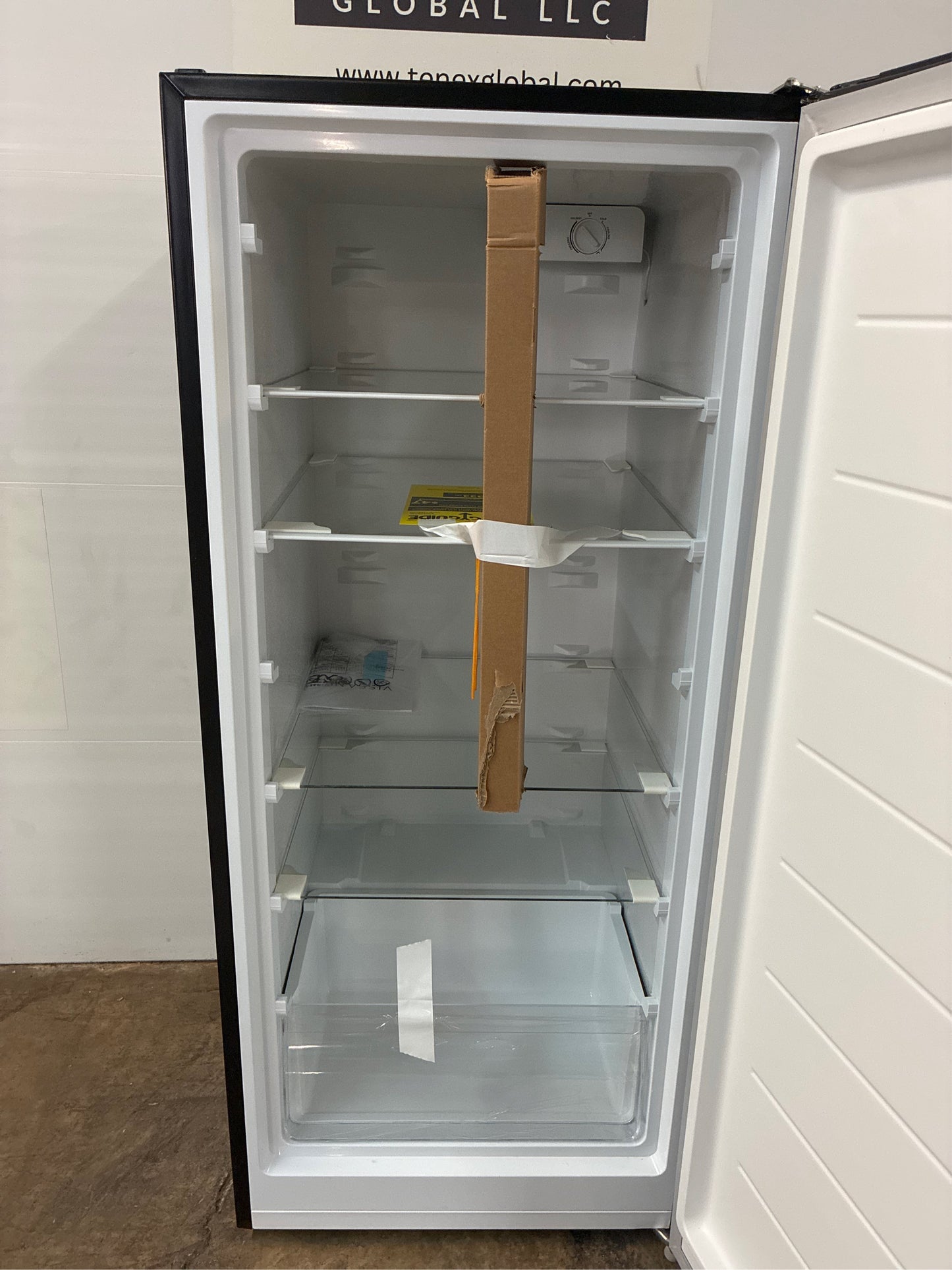 Vissani 7.1 cu. ft. Upright Freezer Steel
