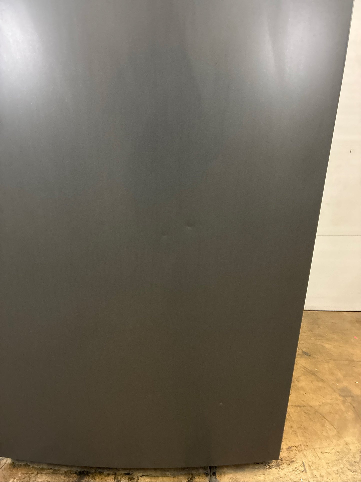 Frigidaire 32.6 in. Upright Freezer - 20 cu ft, Carbon