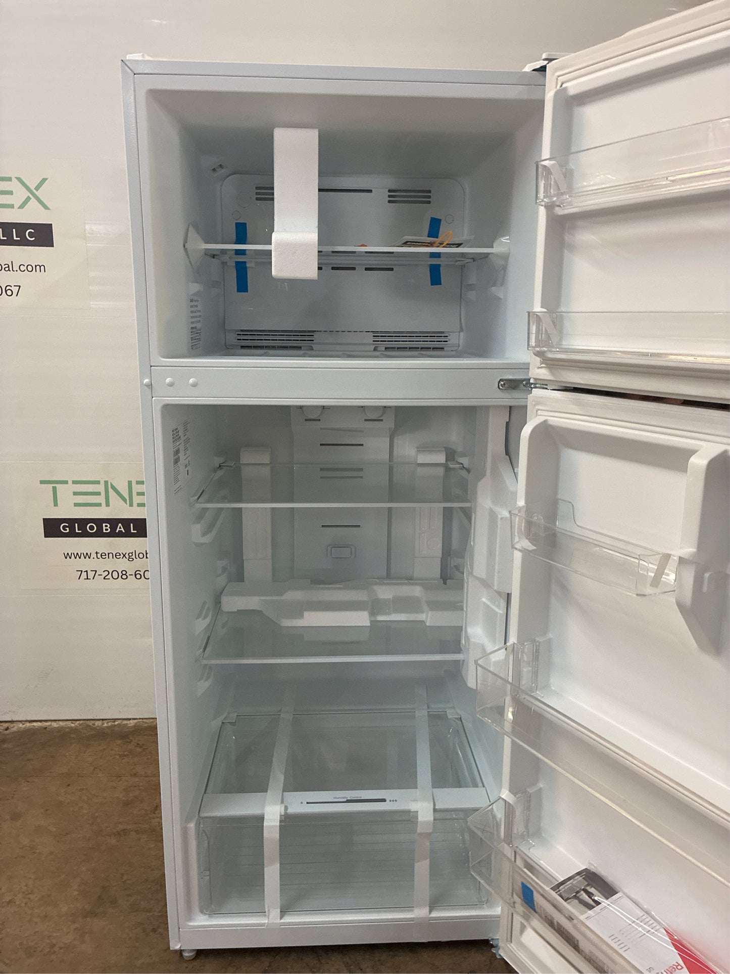 Frigidaire 27in 16.0 Cu. Ft. Top Freezer Refrigerator White