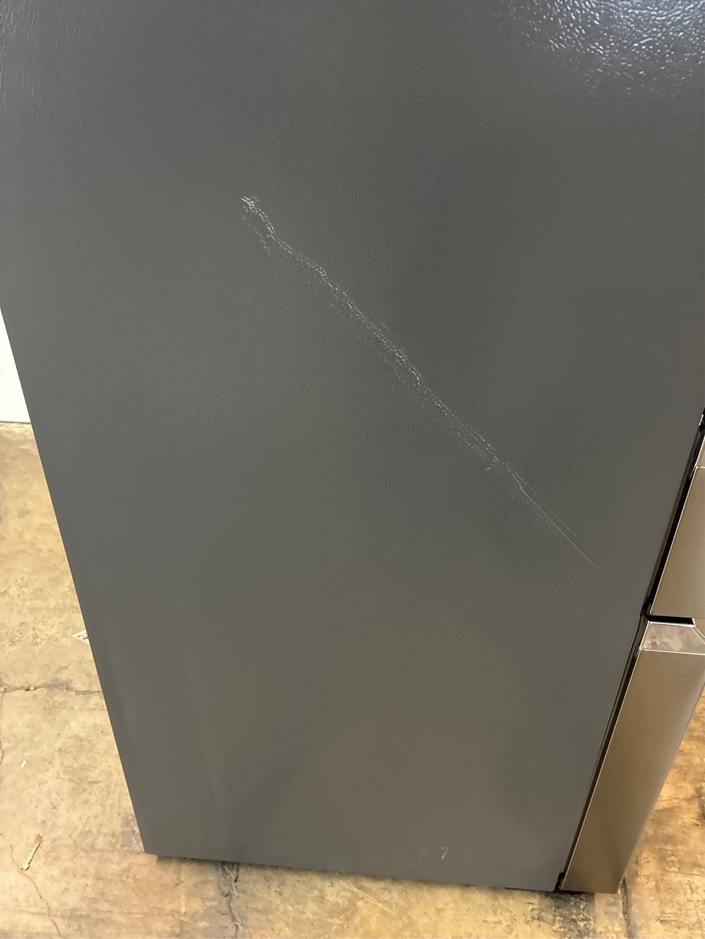 Frigidaire 21.5-cu ft French Door Refrigerator