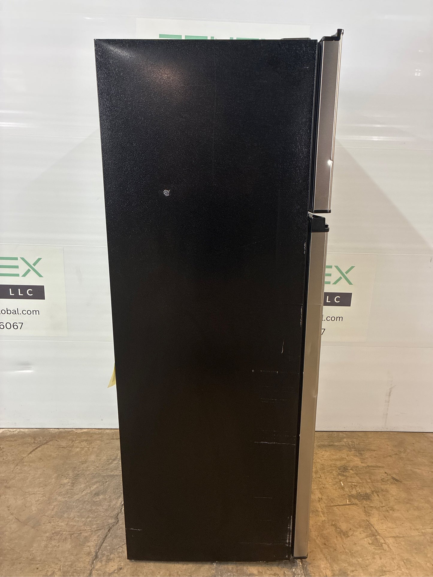 7.1 cu. ft. Top Freezer Refrigerator