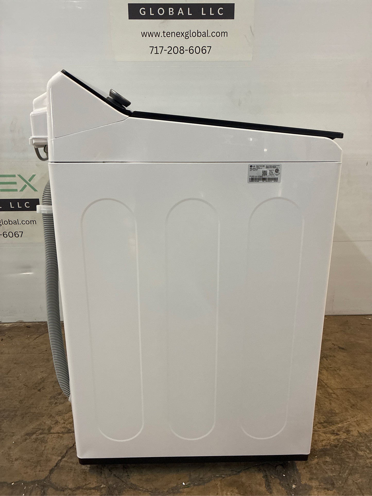 LG 5.5 cu. ft. SMART Top Load Washer - White