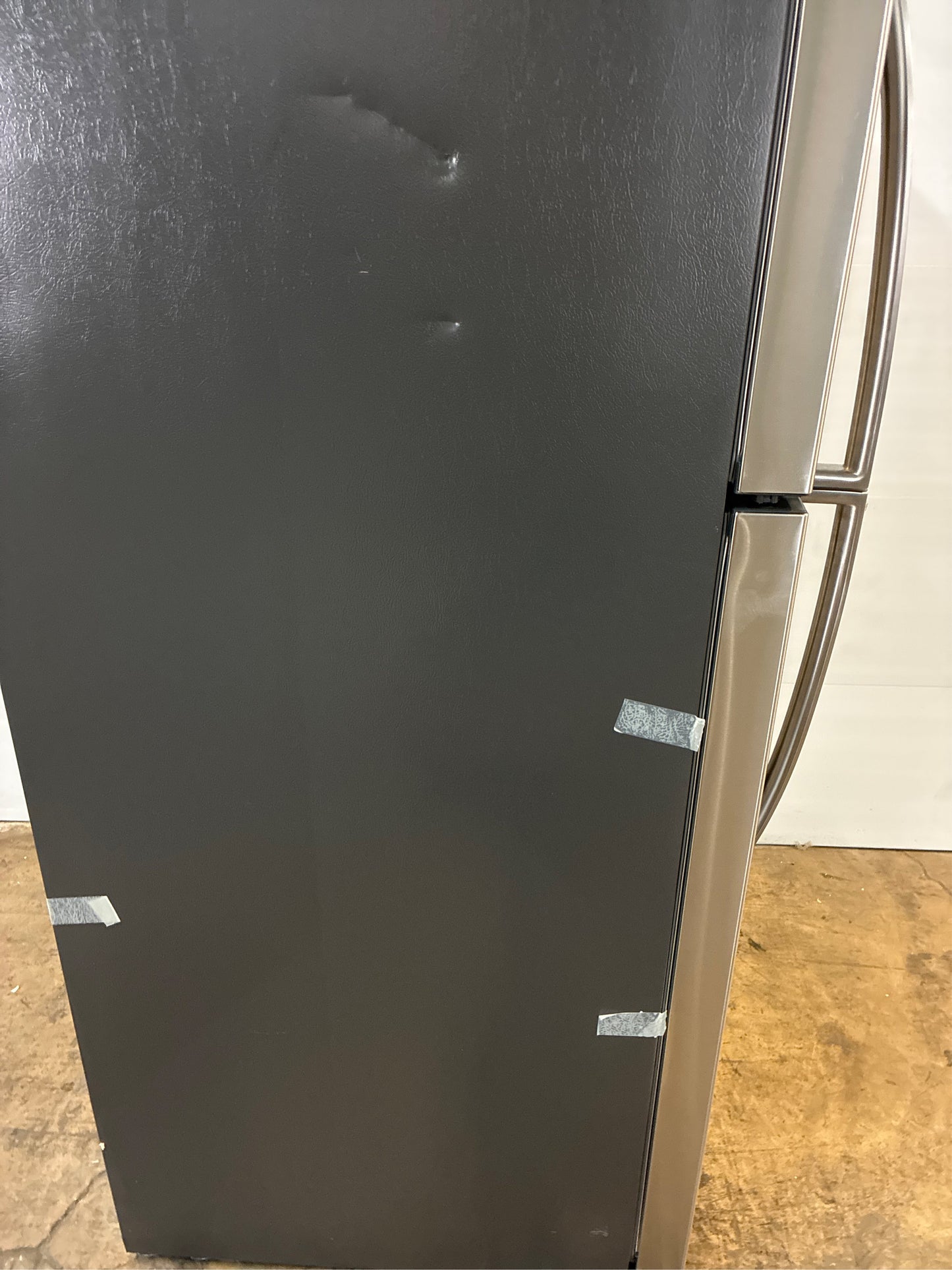 Frigidaire 30in 20cu ft Top Freezer Fridge Stainless Steel