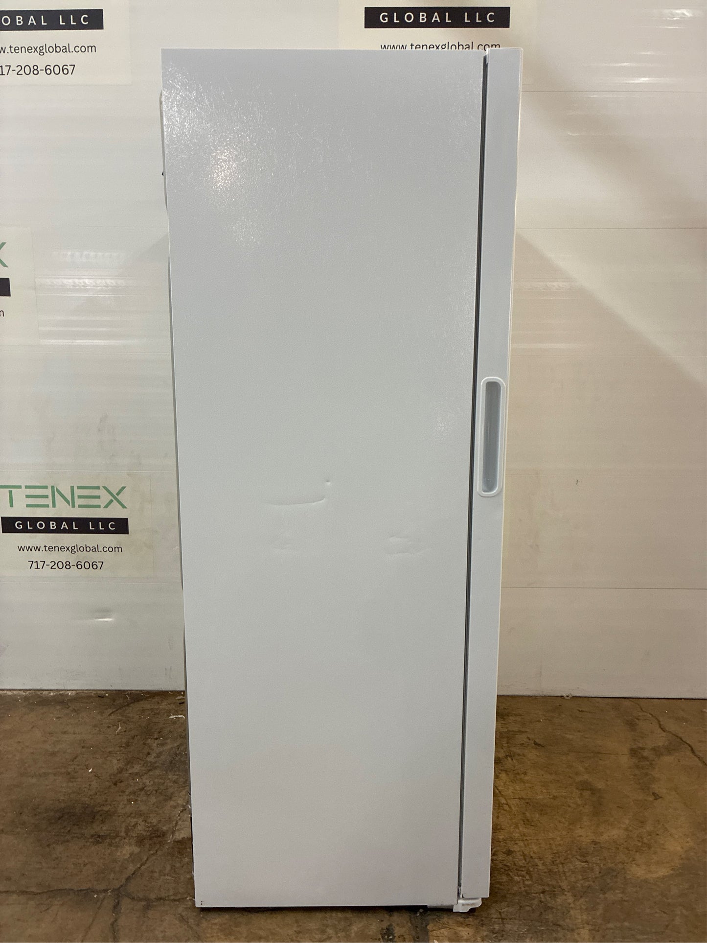 Frigidaire 32.6" 20 cu. ft. Upright Freezer