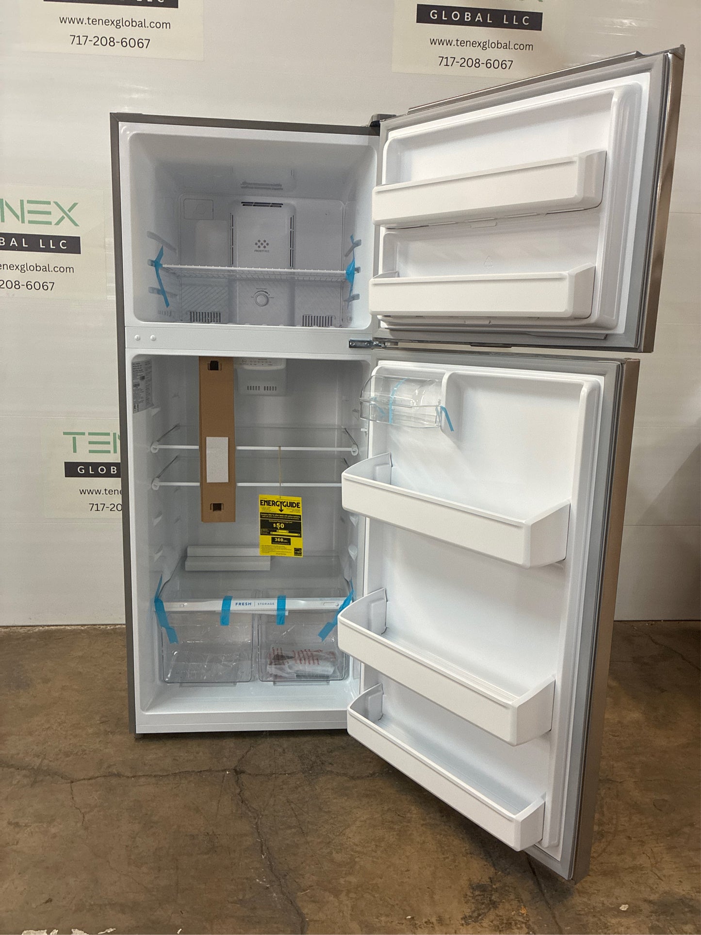 17.6 cu.ft. Top Freezer Refrigerator, Brushed Steel