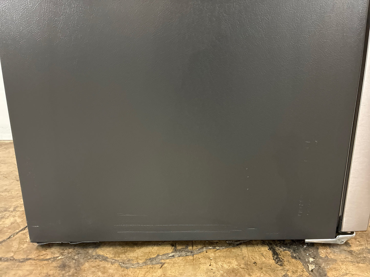 Frigidaire 30 in. 20 cu. ft. Top Freezer Refrigerator, Steel