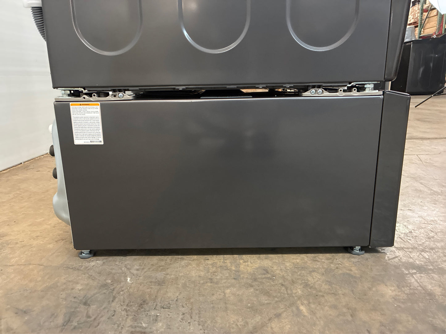 LG 27 in. Pedestal Front Load Washer Black Steel