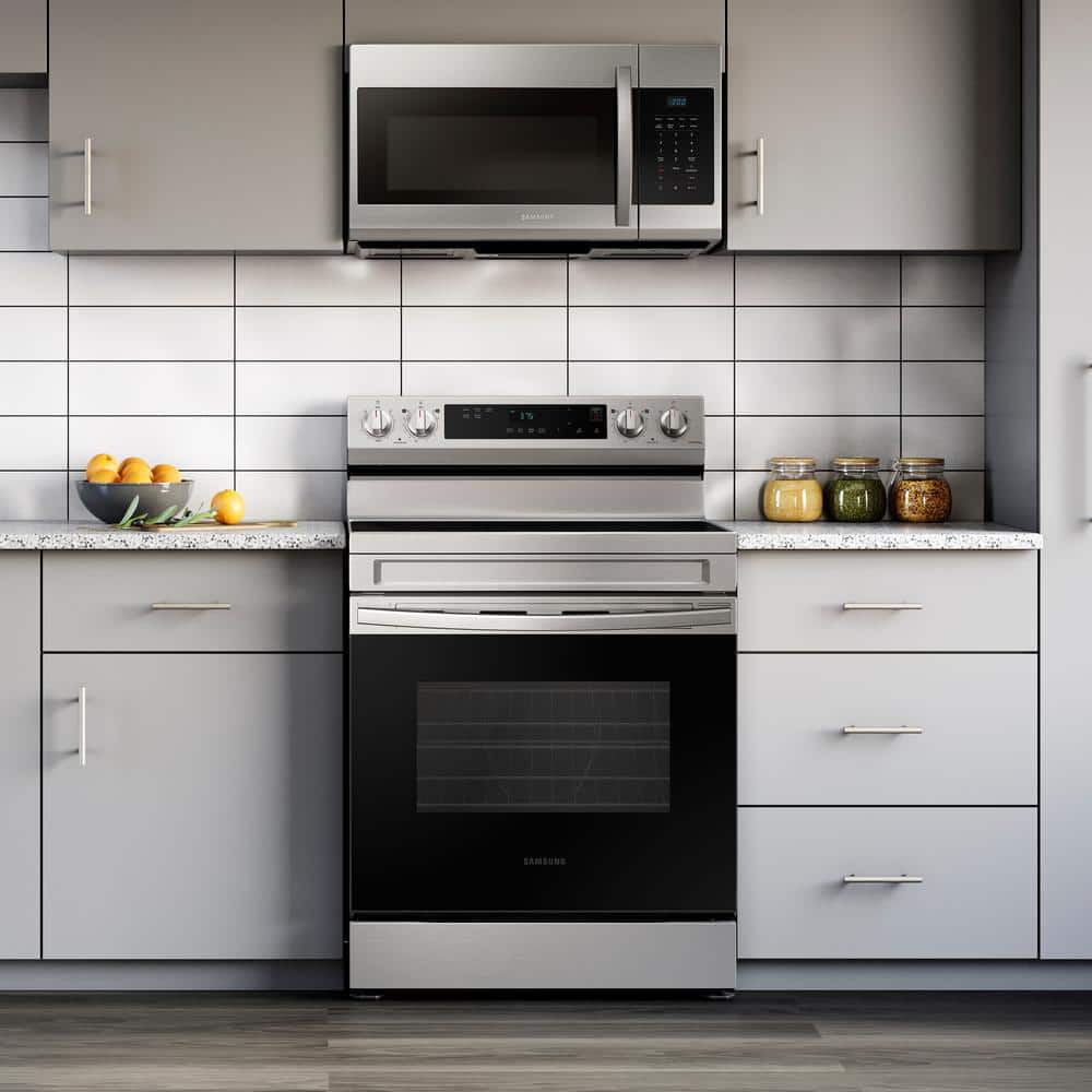 Samsung 6.3 cu.ft. 4-Burner Electric Range